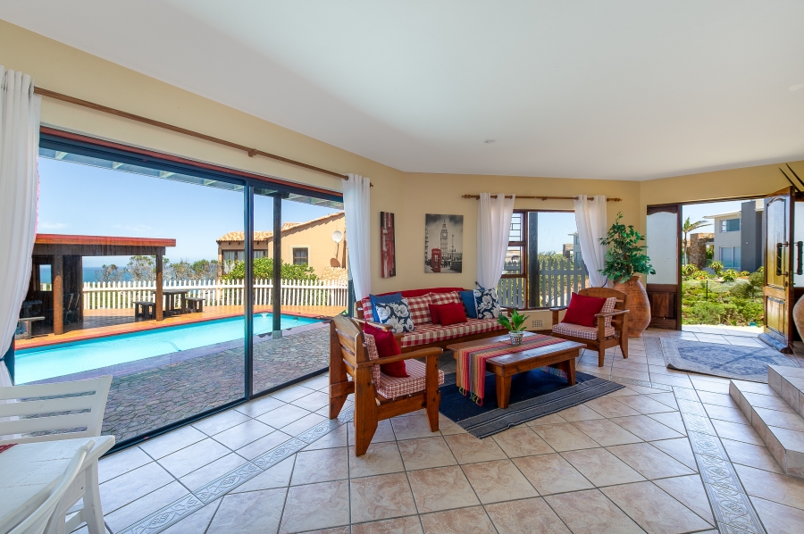 6 Bedroom Property for Sale in Cola Beach Western Cape